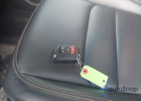 2024 Jeep Wrangler 4Xe Sahara 4Xe z USA, uszkodzony, nr VIN 1C4RJXP68RW161844